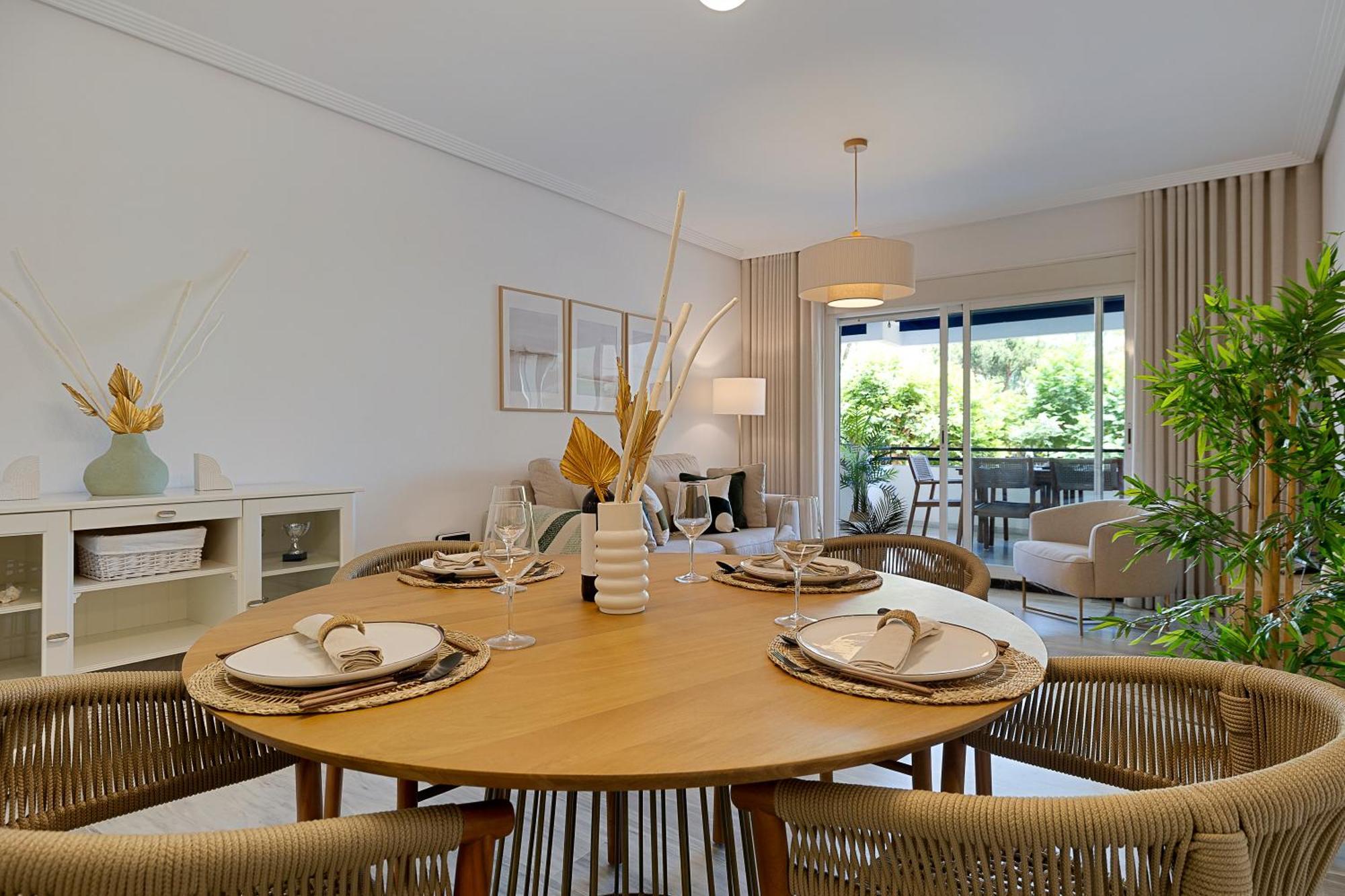 2 Bedroom Apartment In Medina Garden - Puerto Banus Marbella Exterior foto