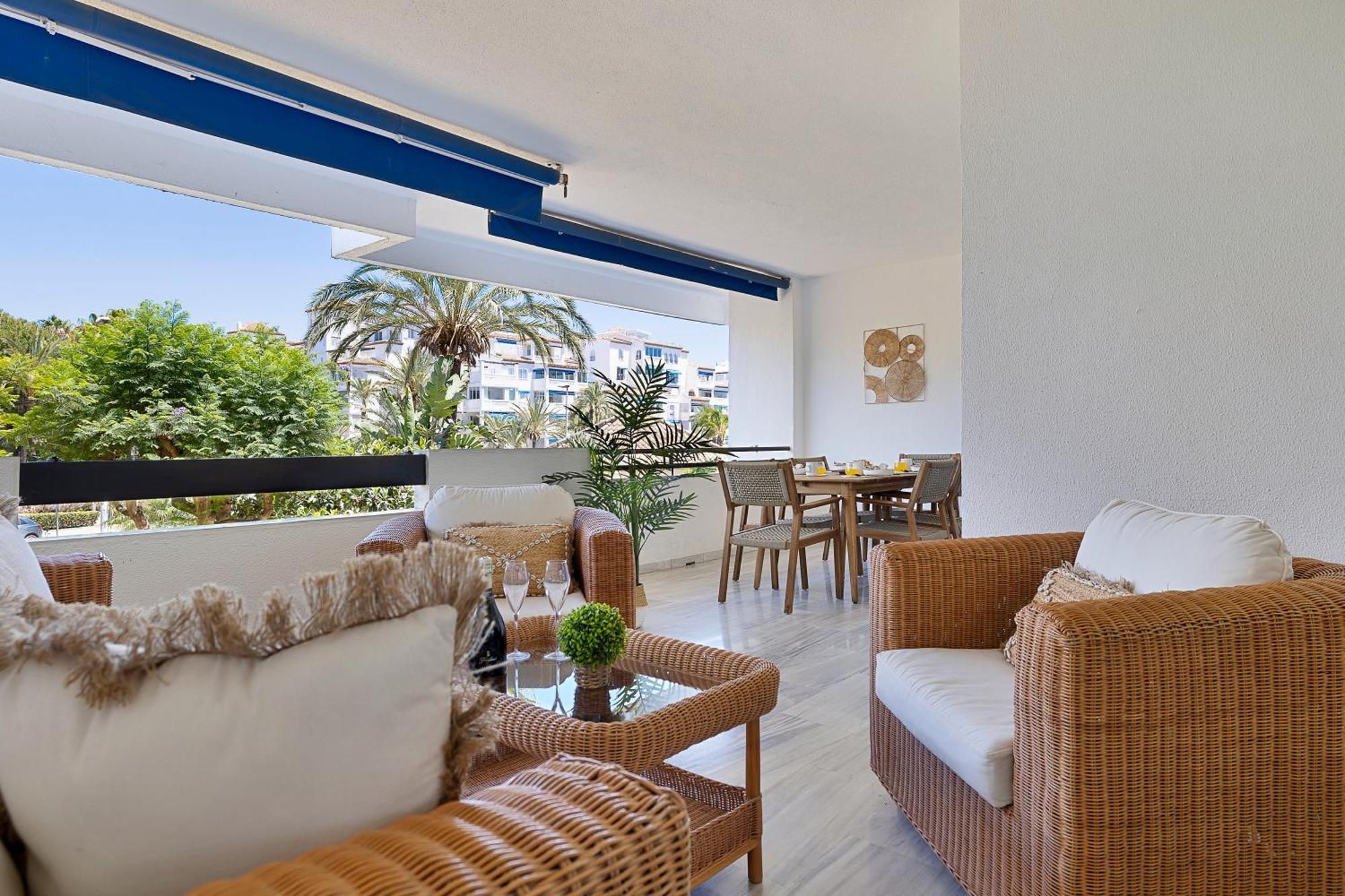 2 Bedroom Apartment In Medina Garden - Puerto Banus Marbella Exterior foto