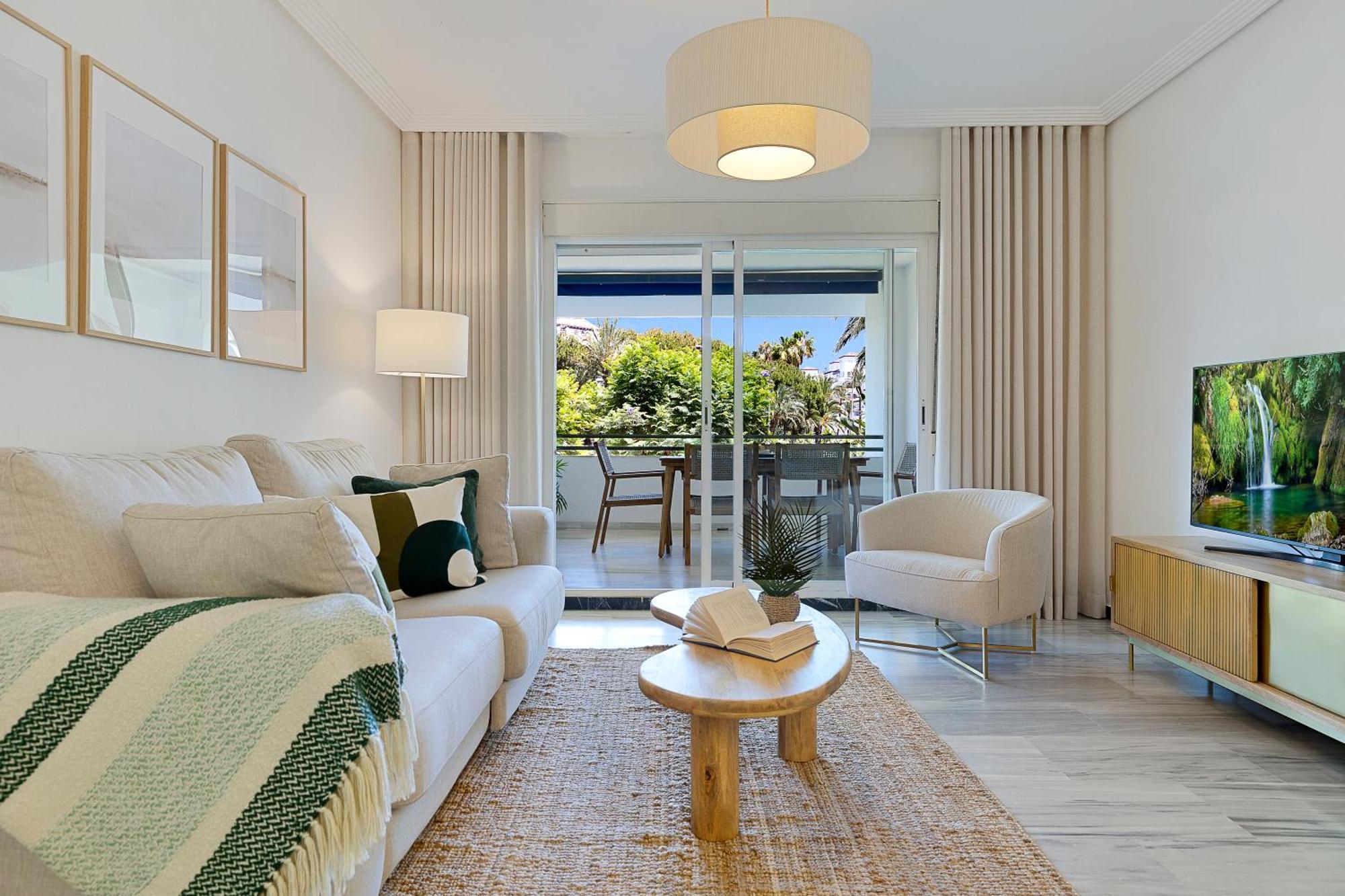 2 Bedroom Apartment In Medina Garden - Puerto Banus Marbella Exterior foto