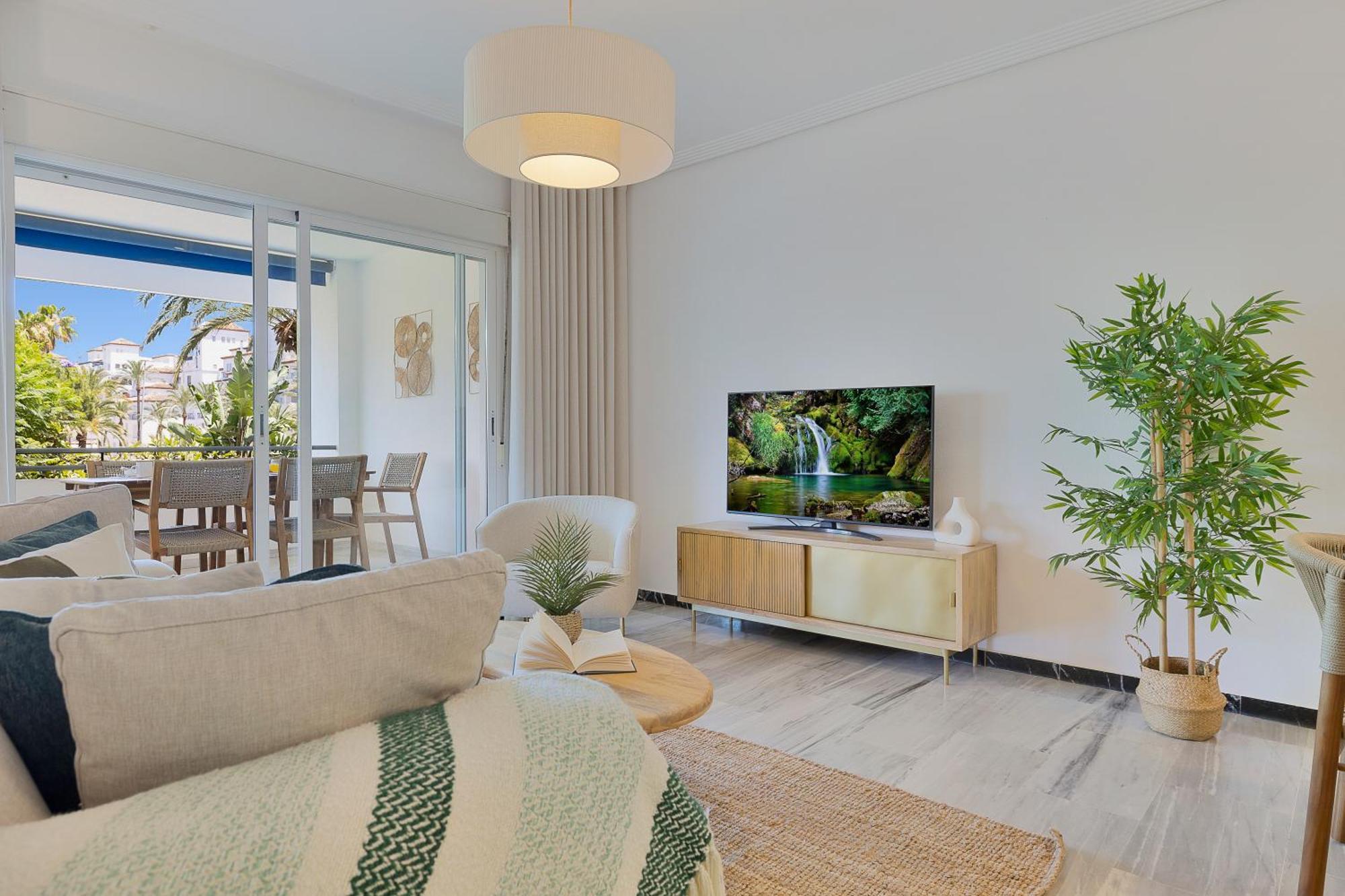 2 Bedroom Apartment In Medina Garden - Puerto Banus Marbella Exterior foto