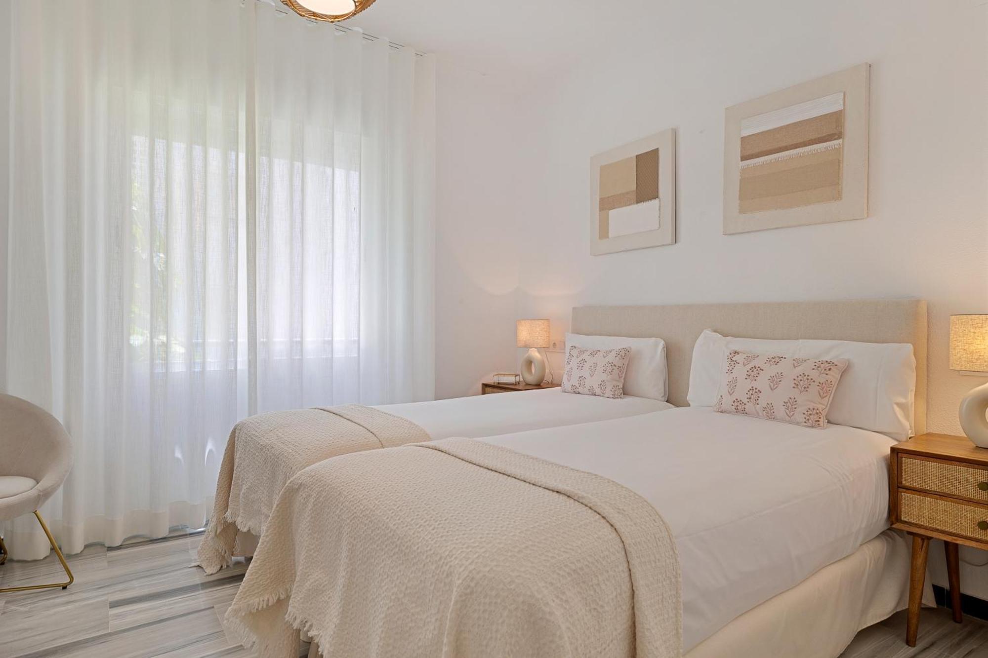 2 Bedroom Apartment In Medina Garden - Puerto Banus Marbella Exterior foto