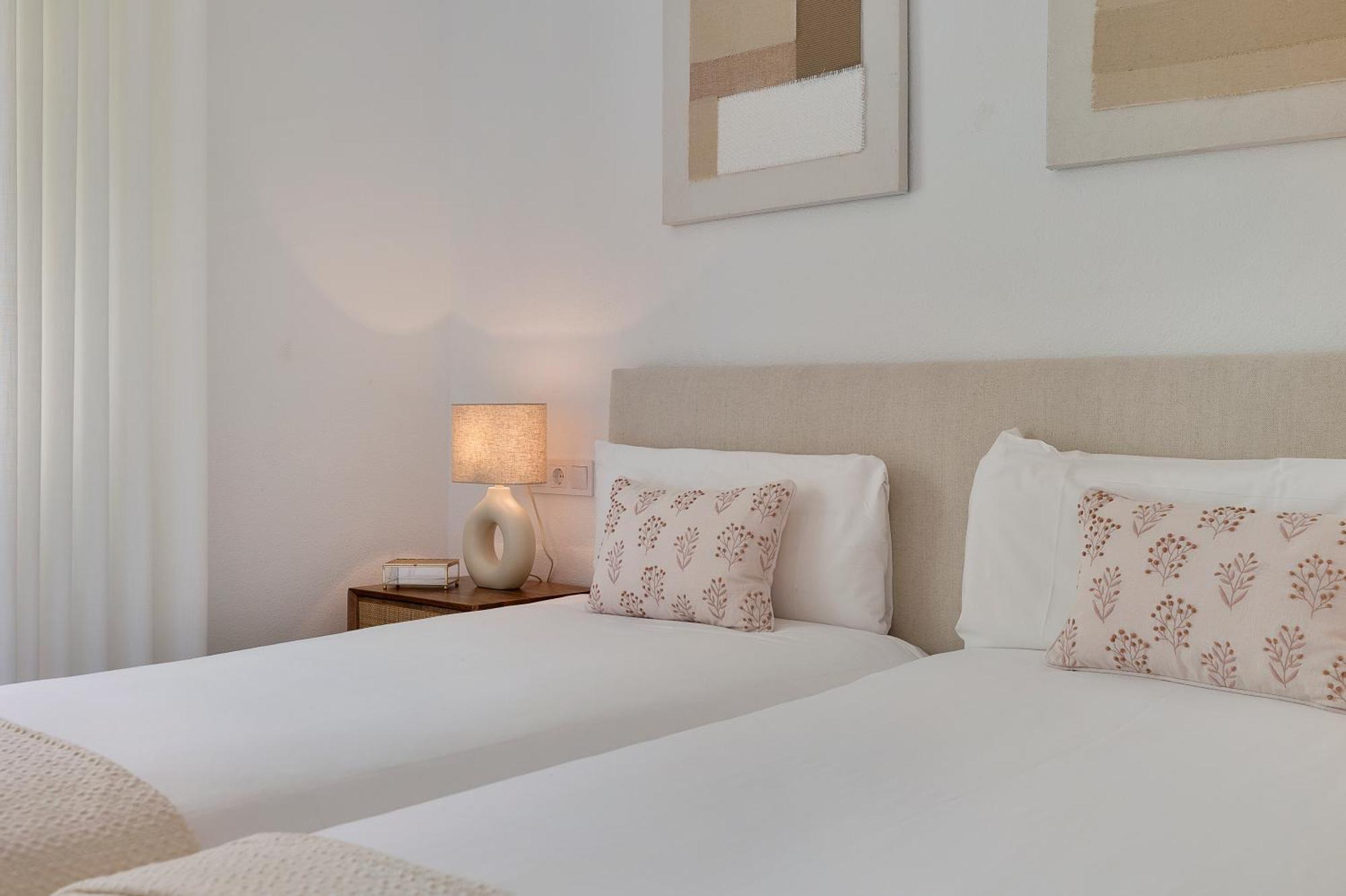 2 Bedroom Apartment In Medina Garden - Puerto Banus Marbella Exterior foto